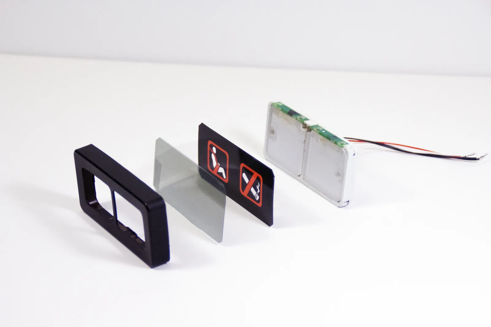 Smoking / Seat Belt sign exploded view